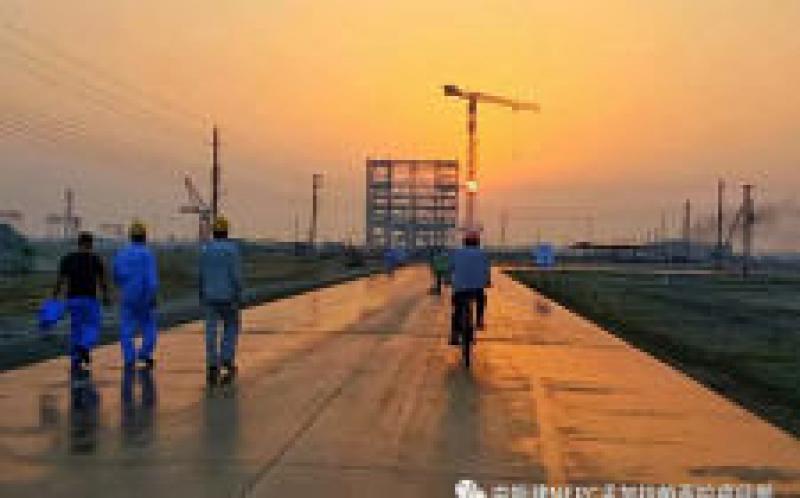 孟加拉國(guó)總理到中國(guó)能建北方建投東電一公司EPC總承包的孟加拉最大的燃煤電站項(xiàng)目視察。